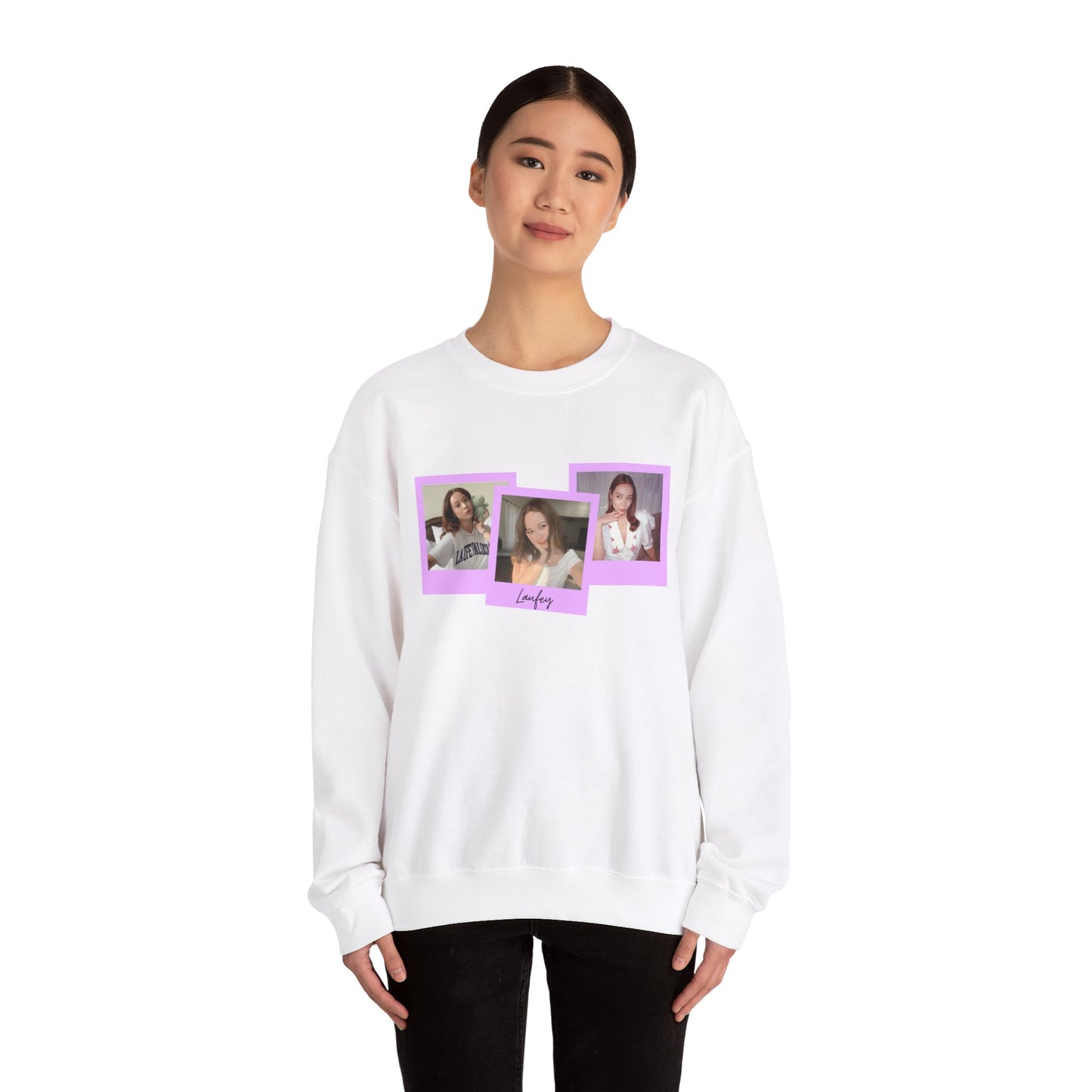 Polaroid Laufey Cute - Unisex Heavy Blend™ Crewneck Sweatshirt